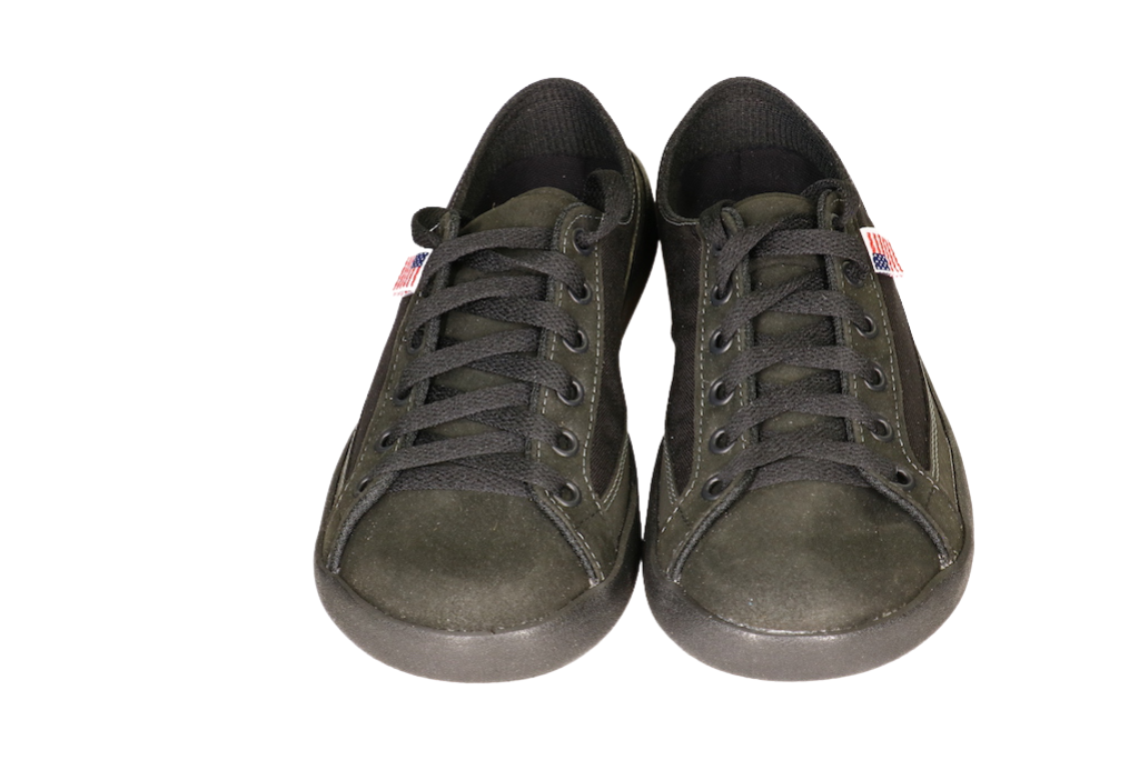 BTC Size 4.5- Norwood in Black Canva Previous Generation
